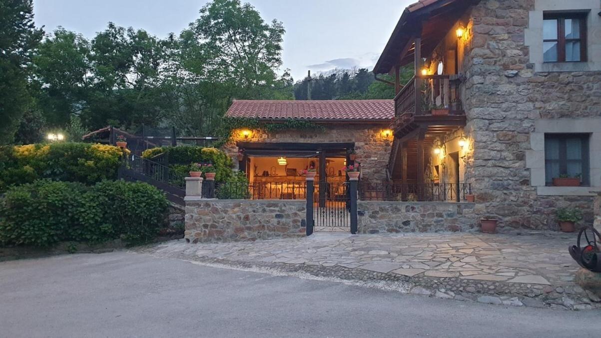 Casa Rural Caborzal Renedo De Cabuerniga Eksteriør bilde