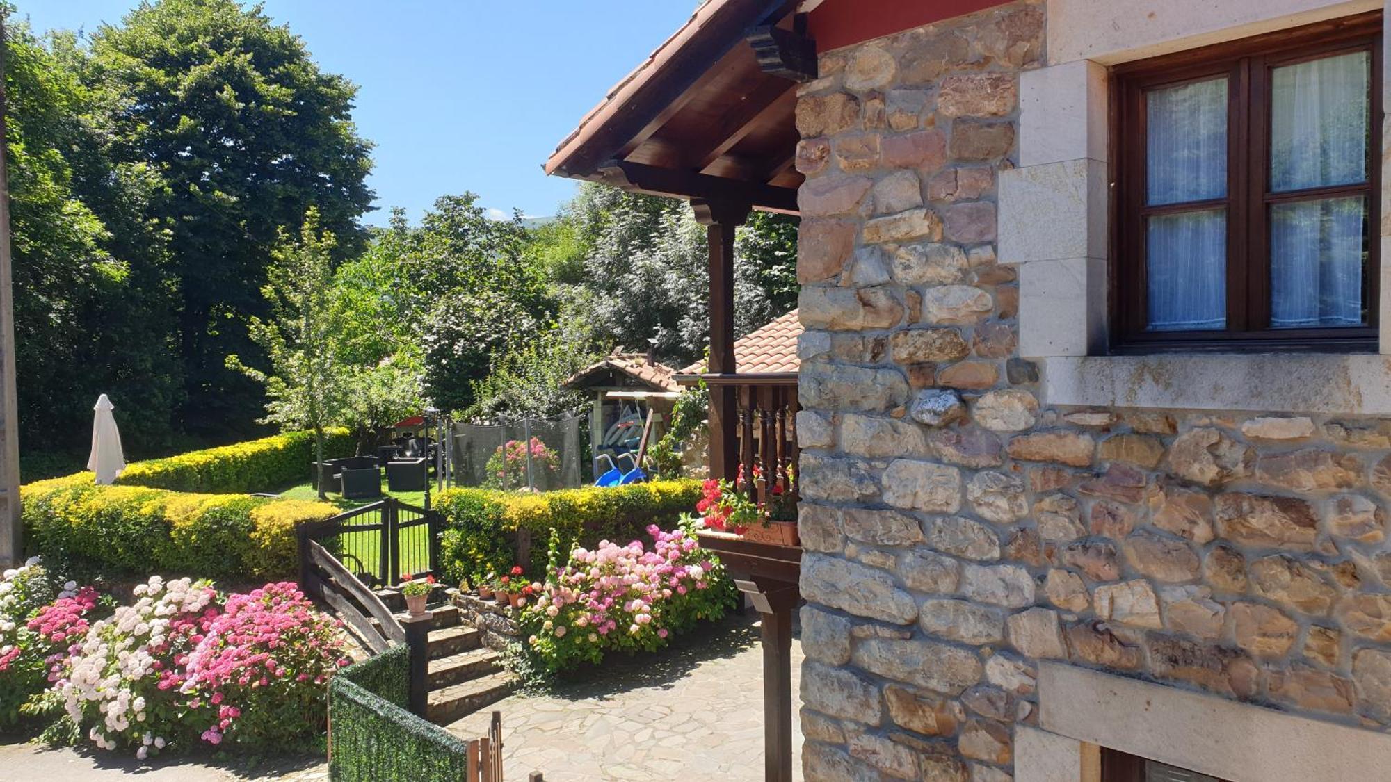 Casa Rural Caborzal Renedo De Cabuerniga Eksteriør bilde