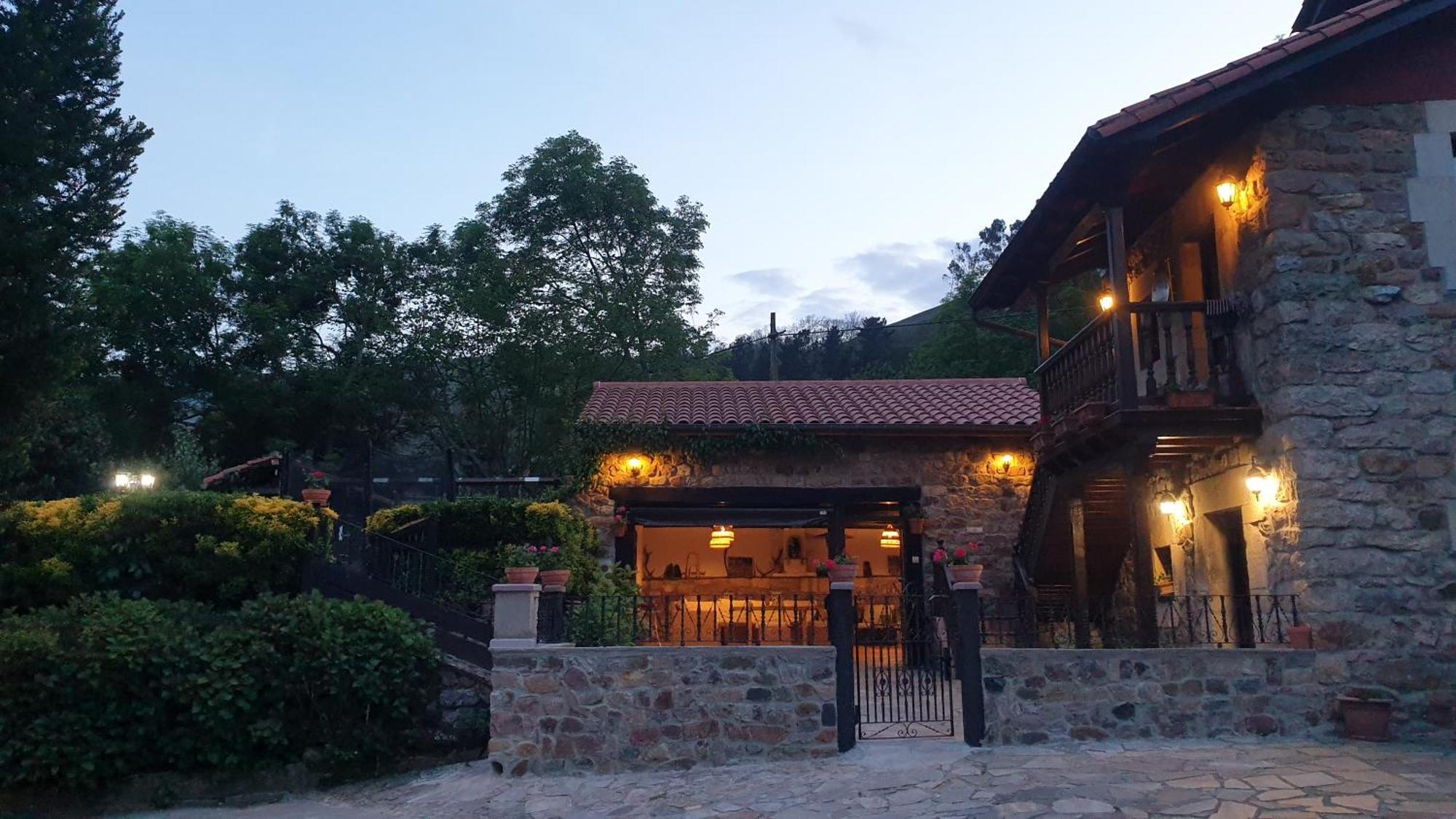 Casa Rural Caborzal Renedo De Cabuerniga Eksteriør bilde