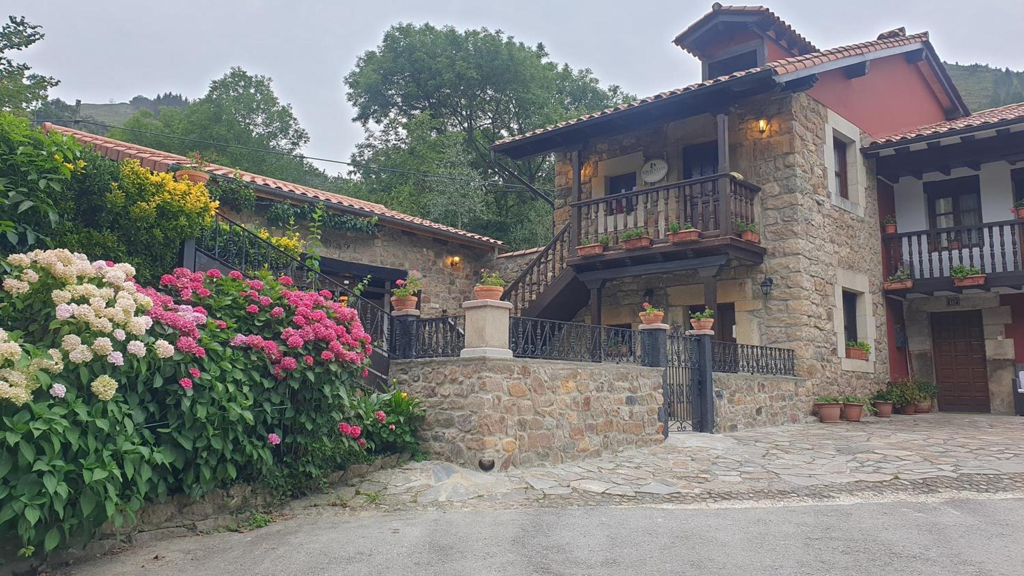 Casa Rural Caborzal Renedo De Cabuerniga Eksteriør bilde